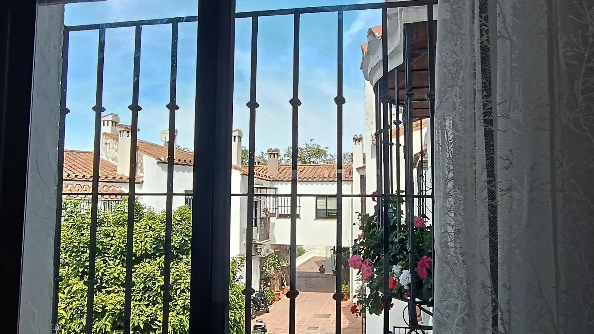 הוילה טורמולינוס La Casa Del Patio Andaluz